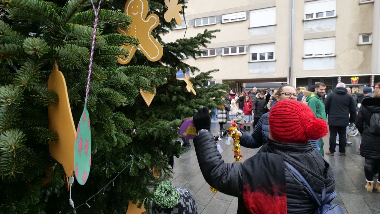 Ukras, radost ponesi franjevački trg advent 2025 (17)