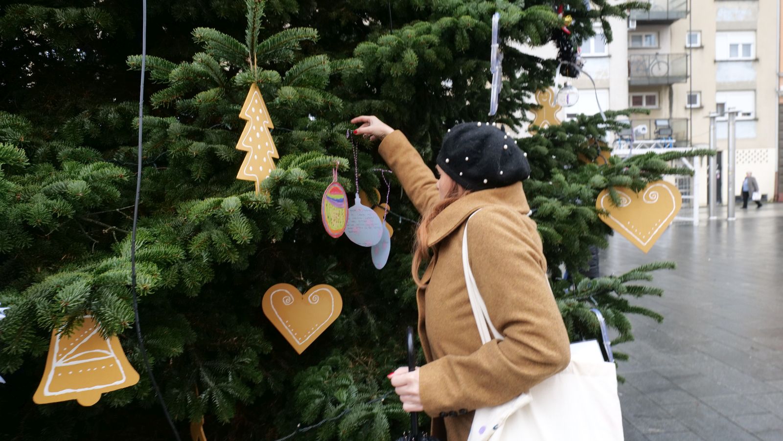 Ukras, radost ponesi franjevački trg advent 2025 (34)