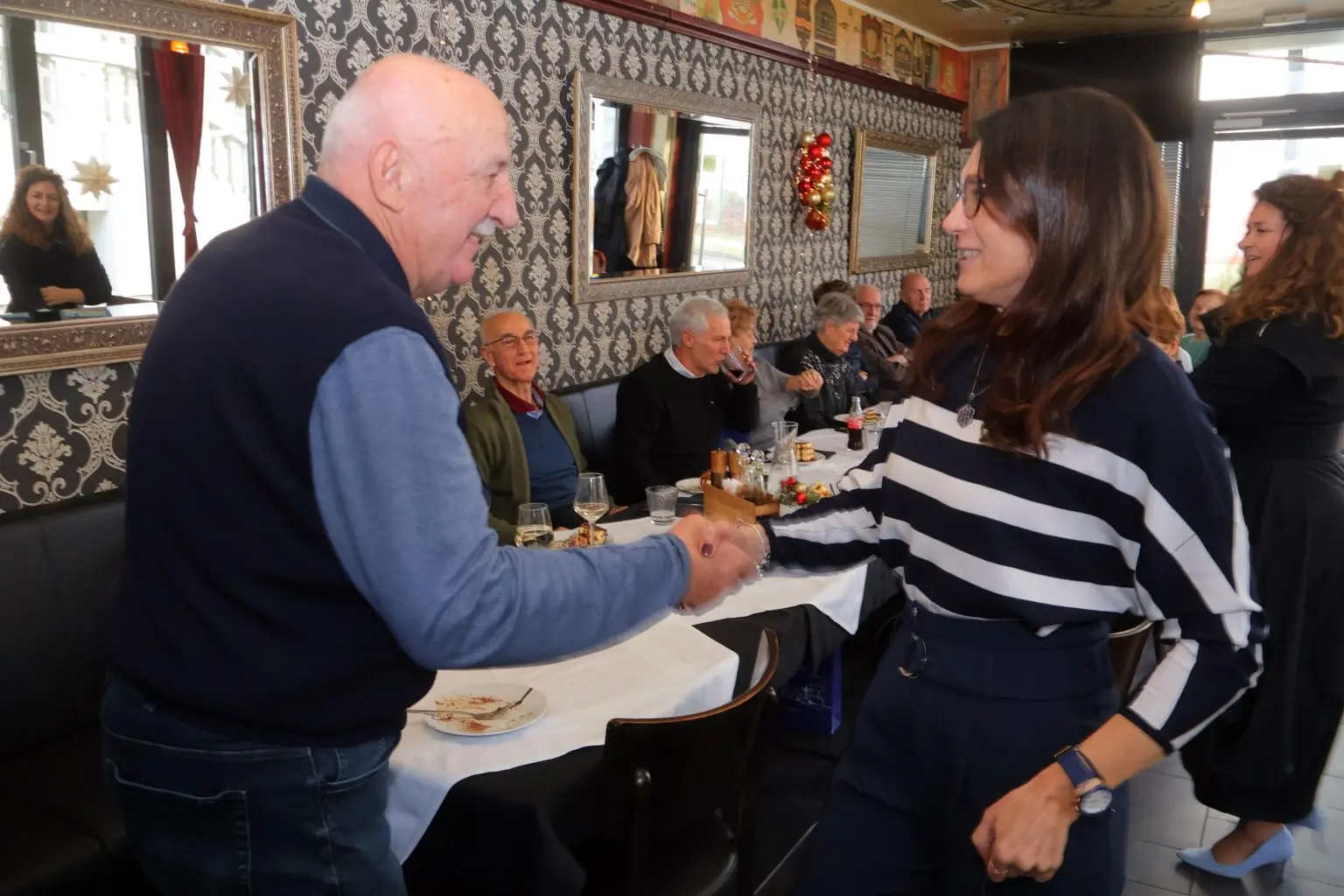 Umirovljeni djelatnici Gradska uprava (1) Umirovljeni djelatnici Gradska uprava (1)