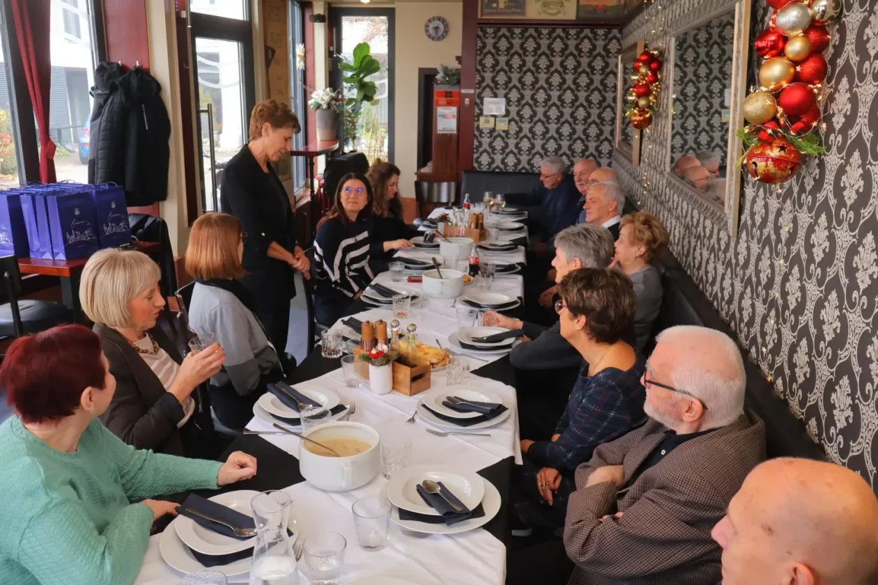 Umirovljeni djelatnici Gradska uprava (10)