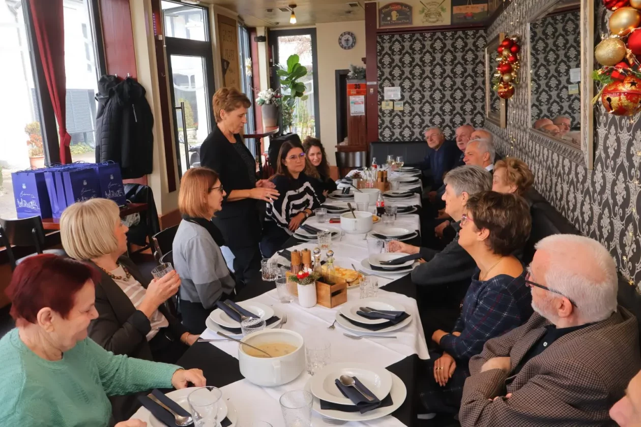 Umirovljeni djelatnici Gradska uprava (11)