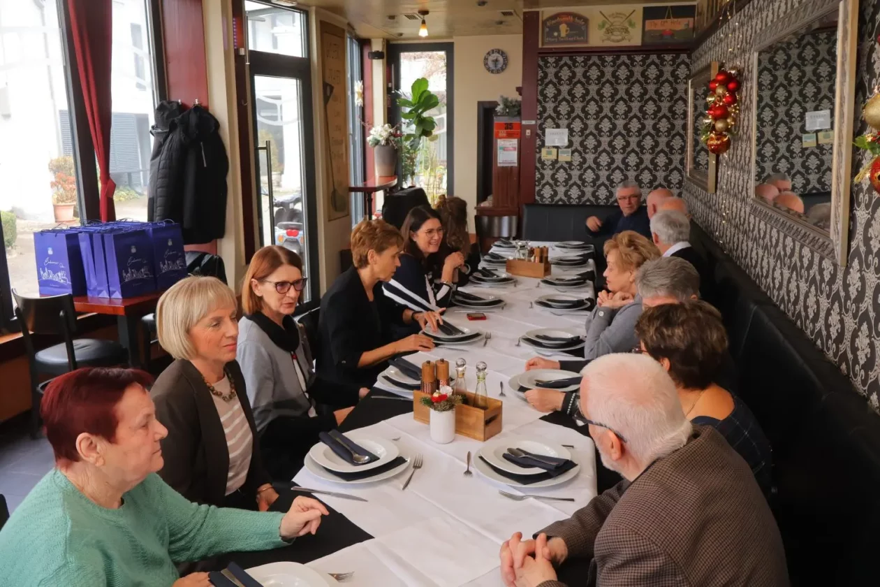 Umirovljeni djelatnici Gradska uprava (14)