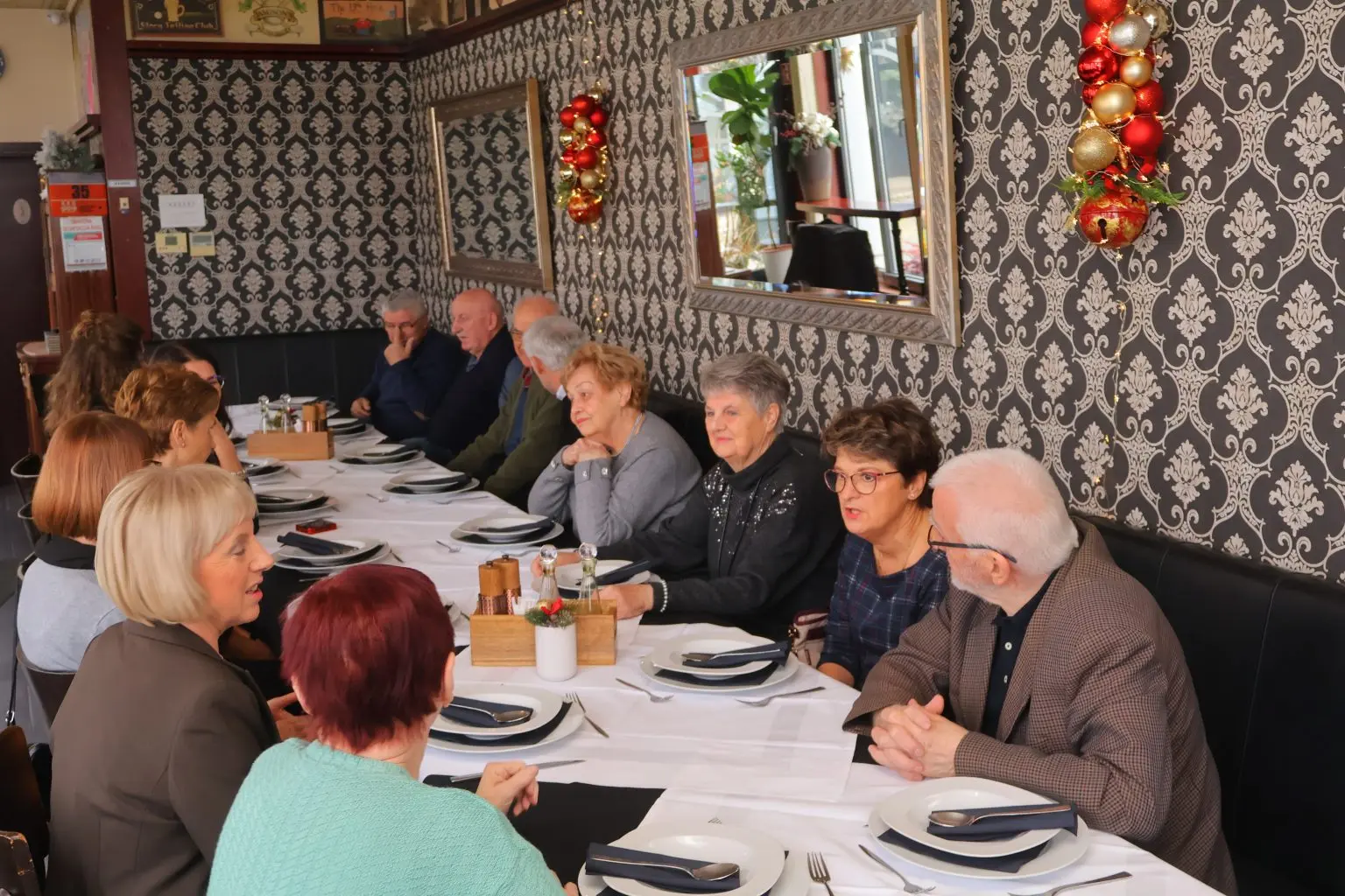 Umirovljeni djelatnici Gradska uprava (15) Umirovljeni djelatnici Gradska uprava (15)