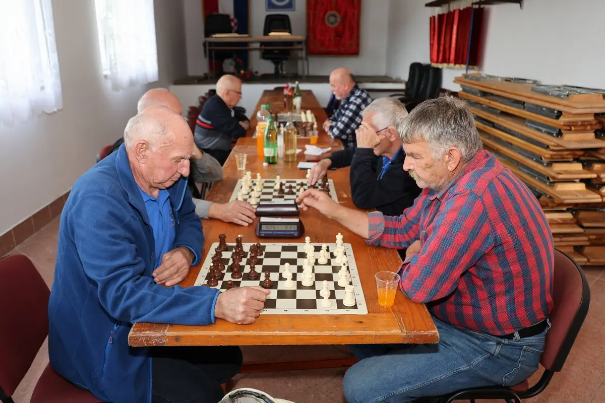 Umirovljenici Međimurja pokazali sportski duh na 23. sportskim igrama (16) Umirovljenici Međimurja pokazali sportski duh na 23. sportskim igrama (16)