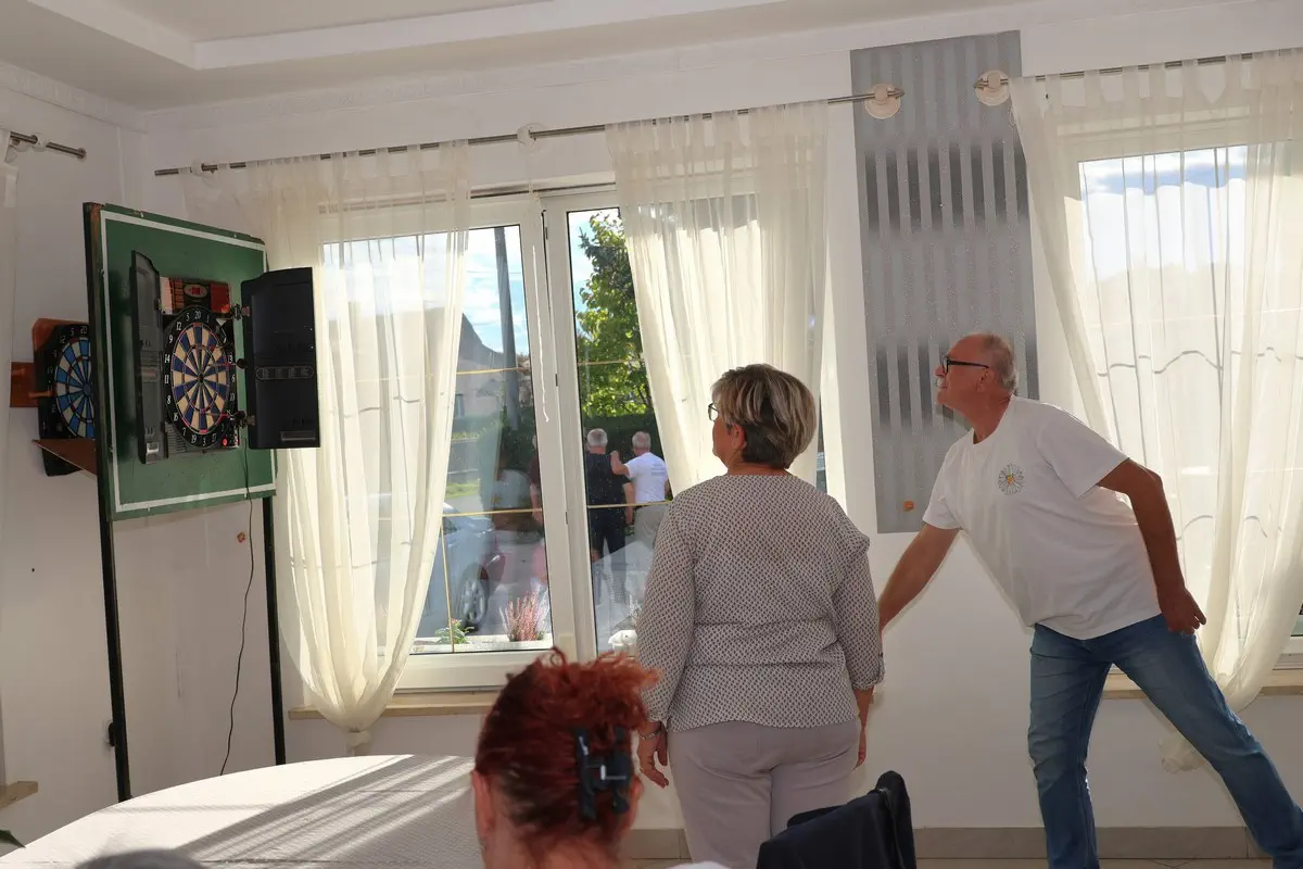 Umirovljenici Međimurja pokazali sportski duh na 23. sportskim igrama (17) Umirovljenici Međimurja pokazali sportski duh na 23. sportskim igrama (17)