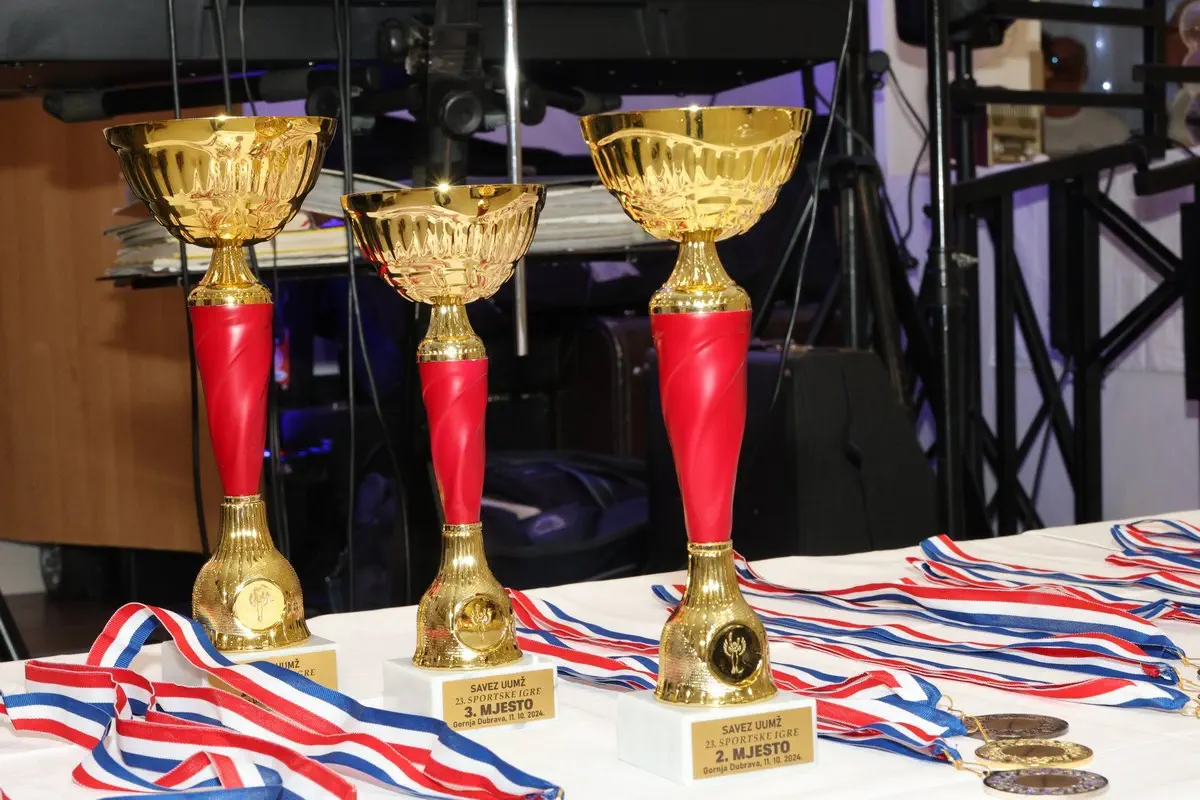 Umirovljenici Međimurja pokazali sportski duh na 23. sportskim igrama (19) Umirovljenici Međimurja pokazali sportski duh na 23. sportskim igrama (19)