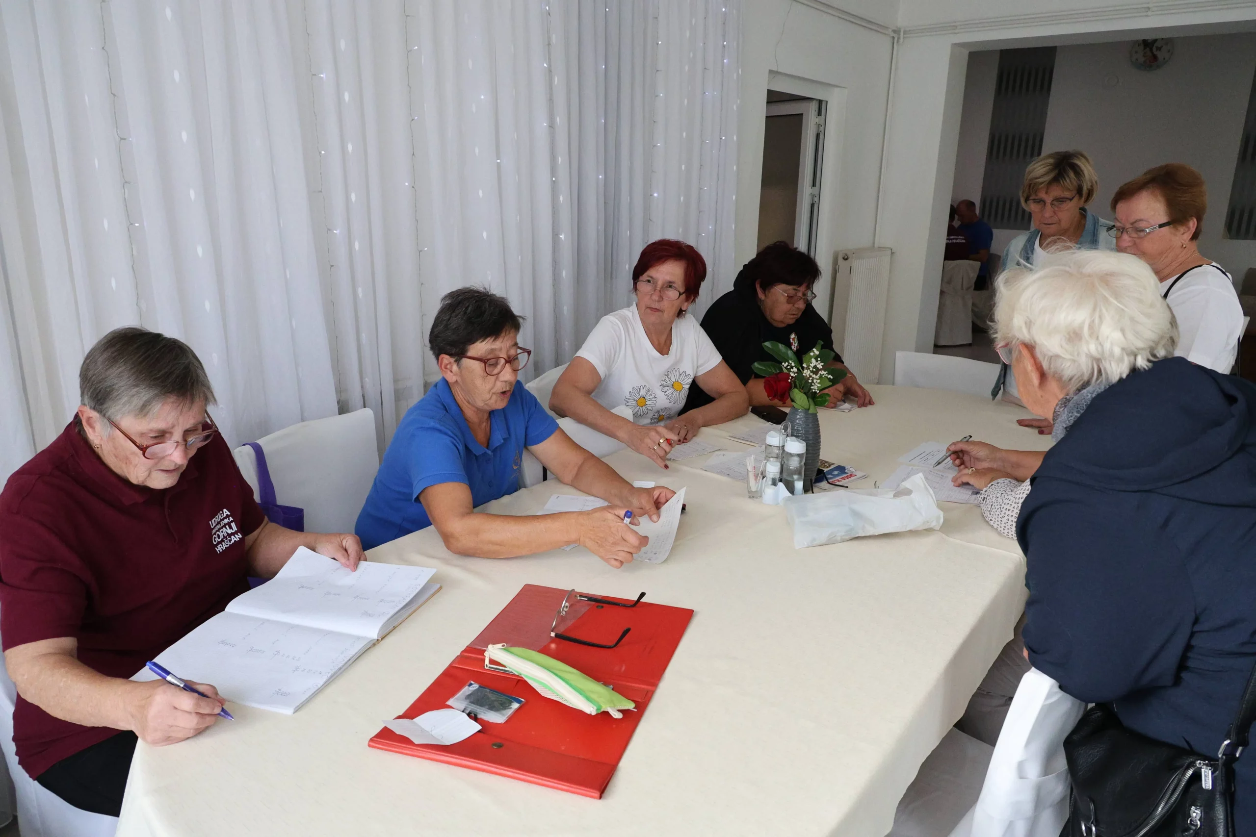 Umirovljenici Međimurja pokazali sportski duh na 23. sportskim igrama (34) Umirovljenici Međimurja pokazali sportski duh na 23. sportskim igrama (34)