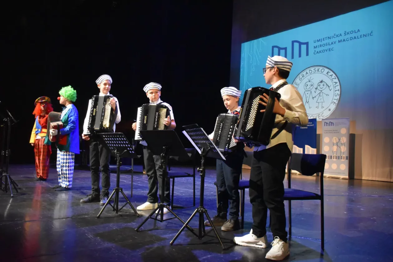 Umjetnička škola, Edukativni program (9)