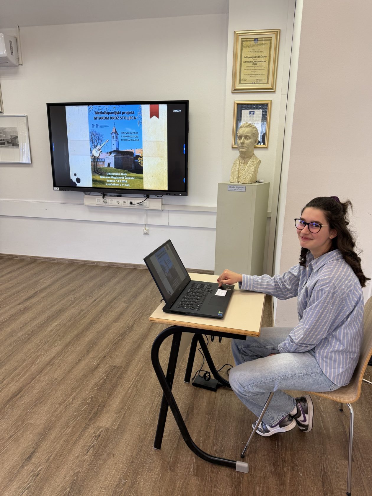 Umjetnička škola Miroslav Magdalenić Čakovec – gitara (11) Umjetnička škola Miroslav Magdalenić Čakovec – gitara (11)