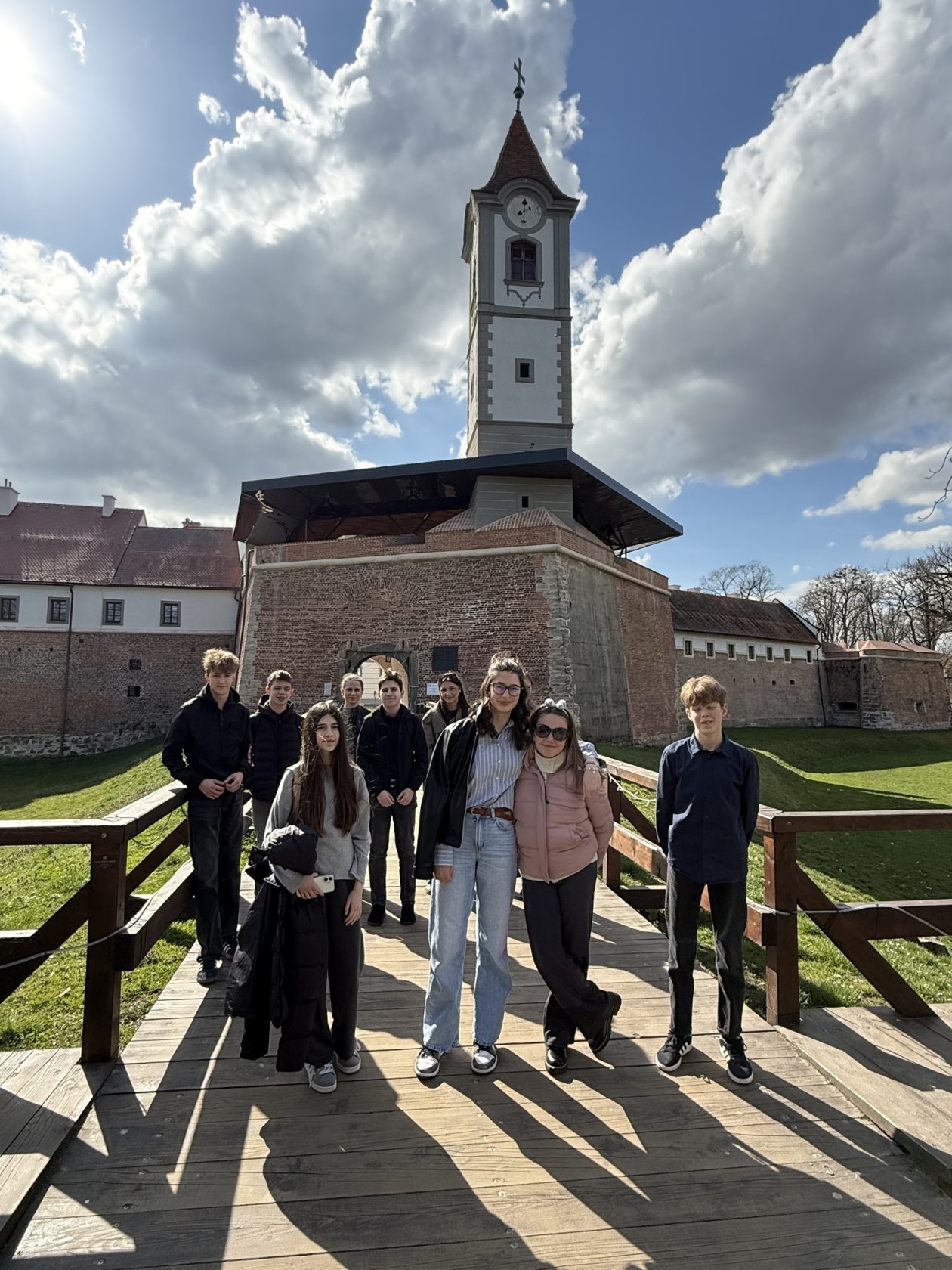 Umjetnička škola Miroslav Magdalenić Čakovec – gitara (4) Umjetnička škola Miroslav Magdalenić Čakovec – gitara (4)