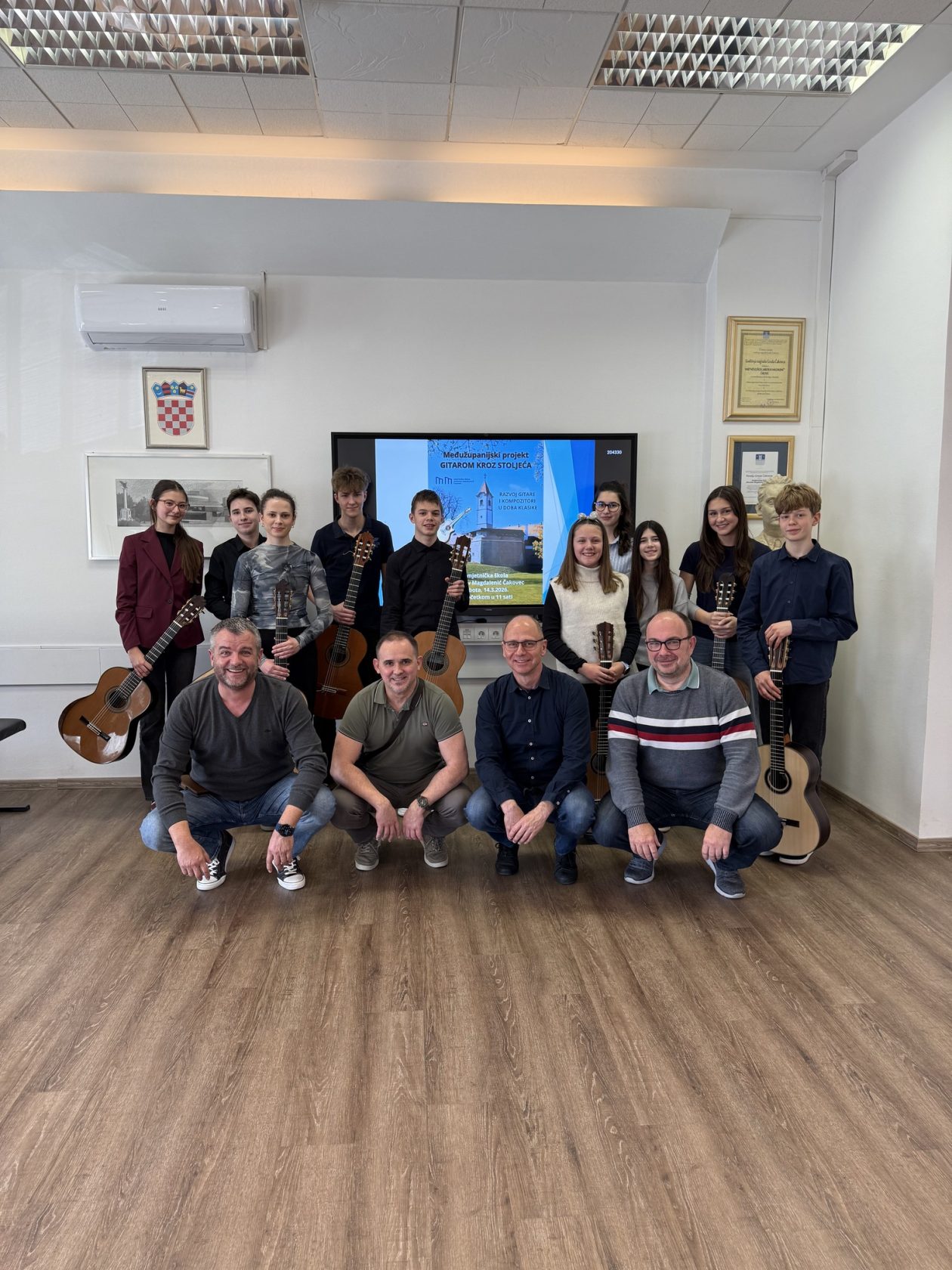 Umjetnička škola Miroslav Magdalenić Čakovec – gitara (5) Umjetnička škola Miroslav Magdalenić Čakovec – gitara (5)