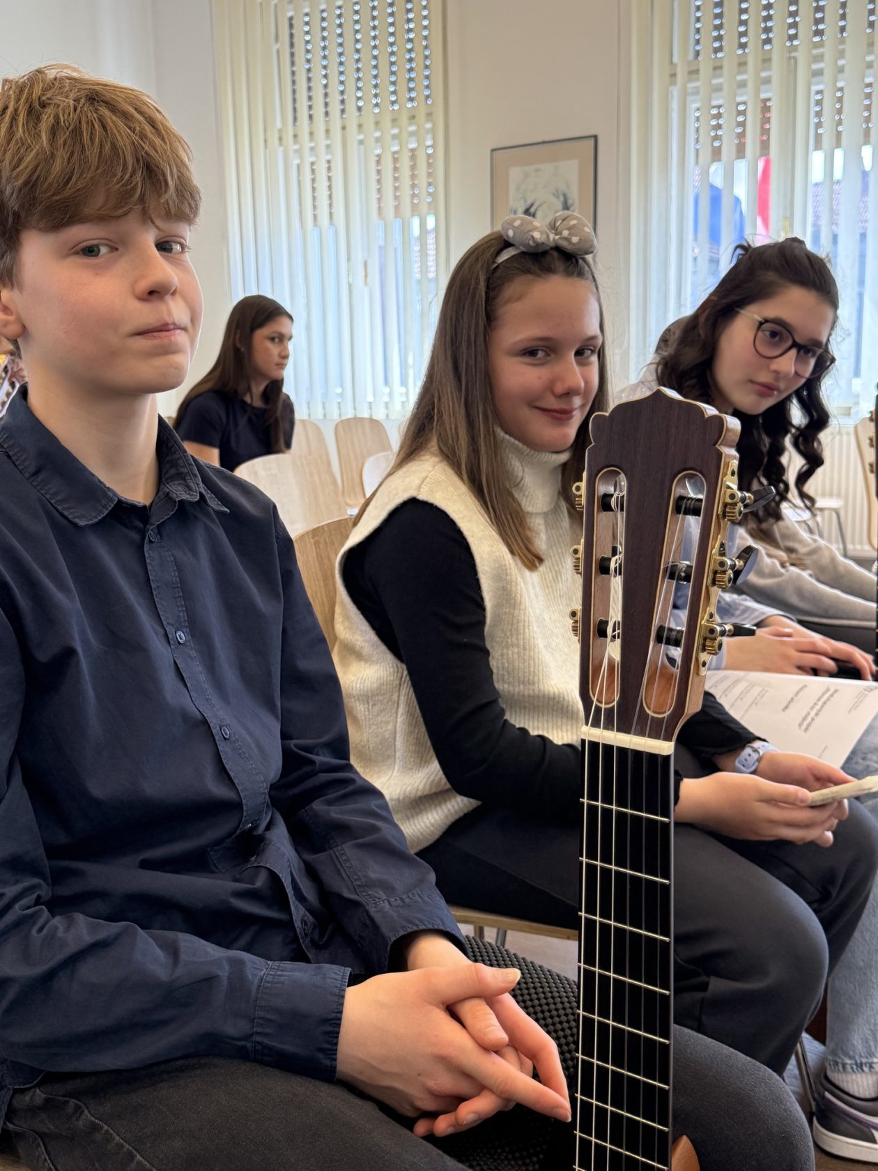 Umjetnička škola Miroslav Magdalenić Čakovec – gitara (6) Umjetnička škola Miroslav Magdalenić Čakovec – gitara (6)