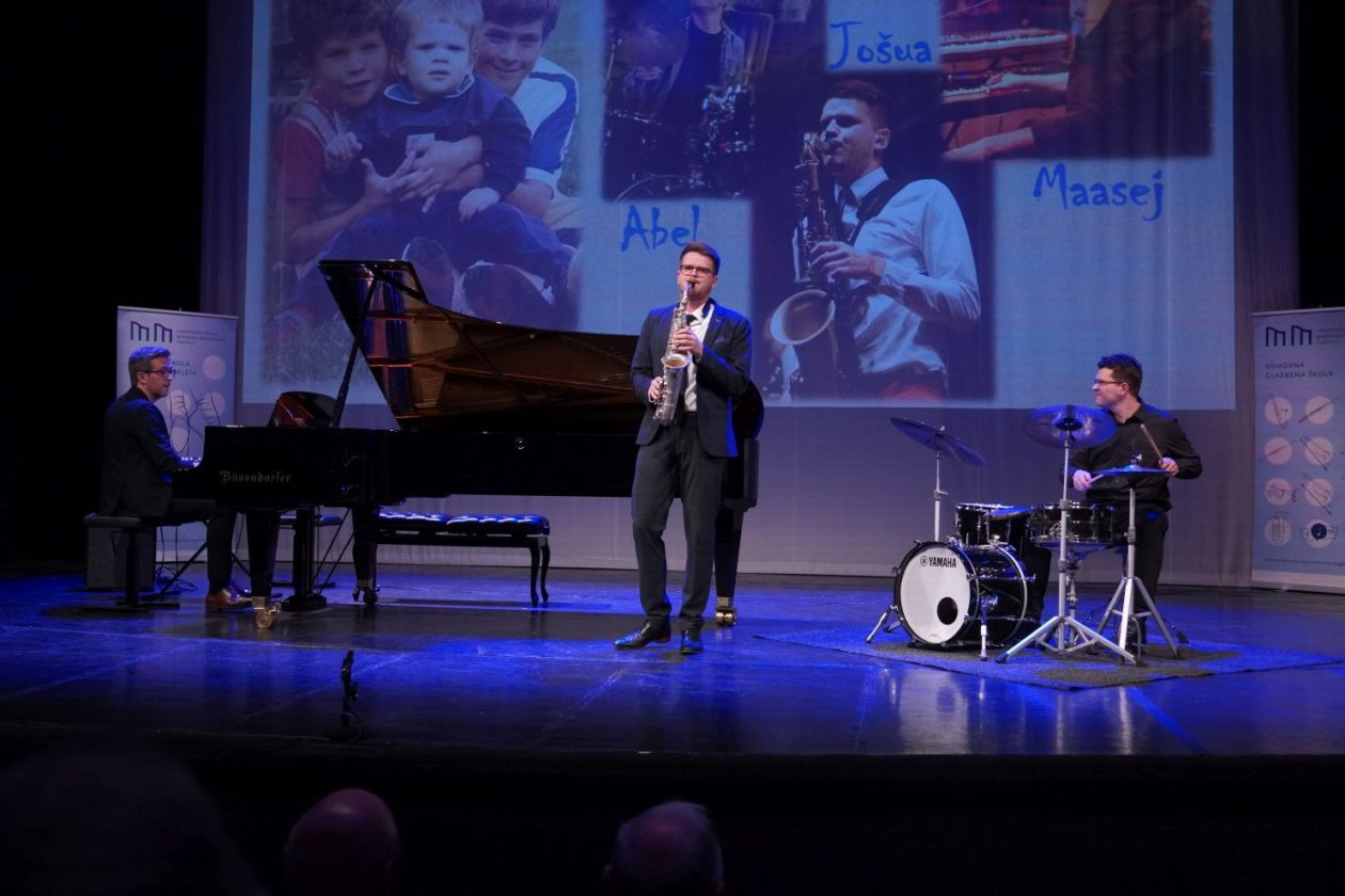 Umjetnička škola Miroslav Magdalenić Čakovec obljetnica koncert (45)