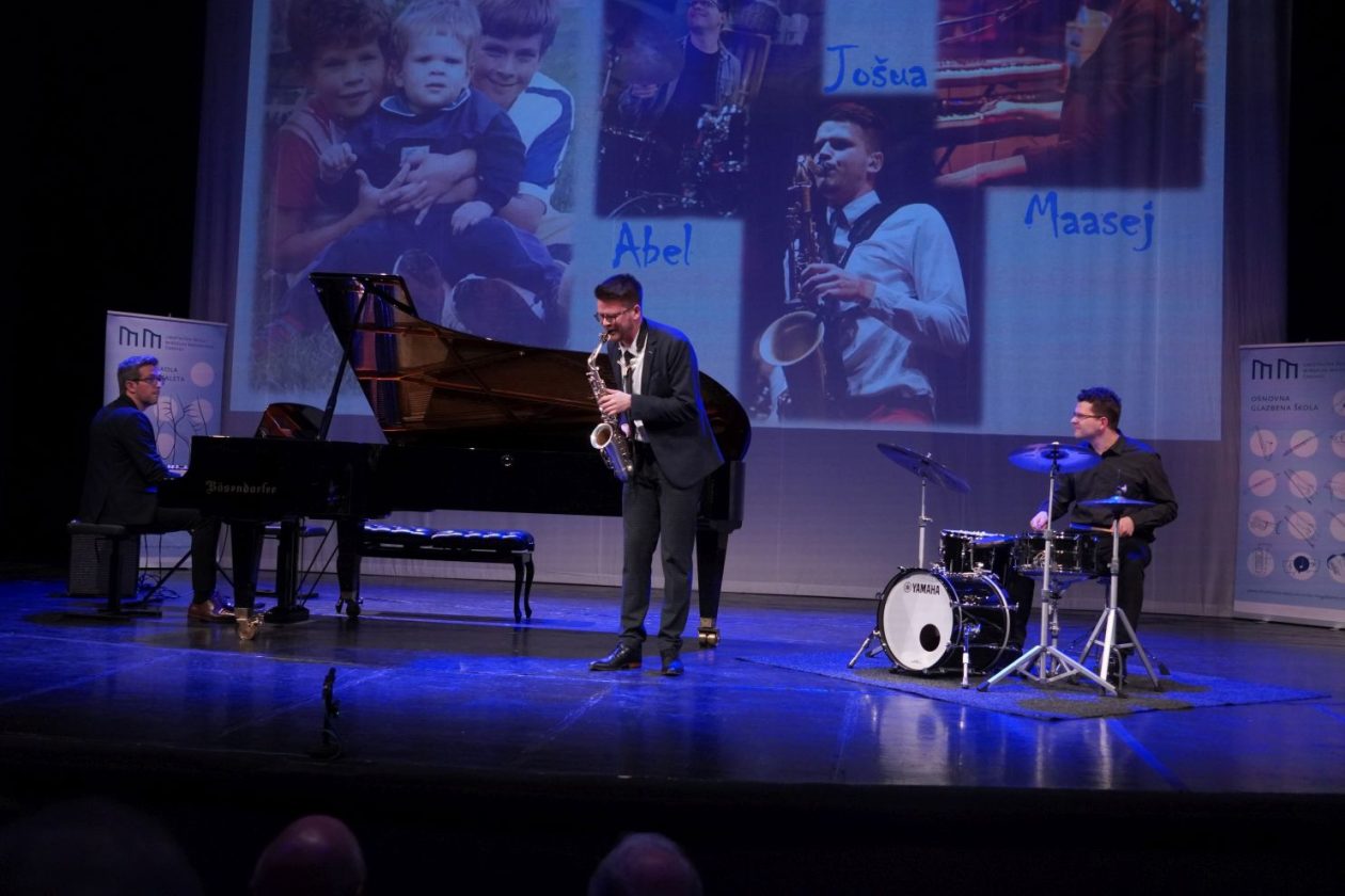 Umjetnička škola Miroslav Magdalenić Čakovec obljetnica koncert (46)