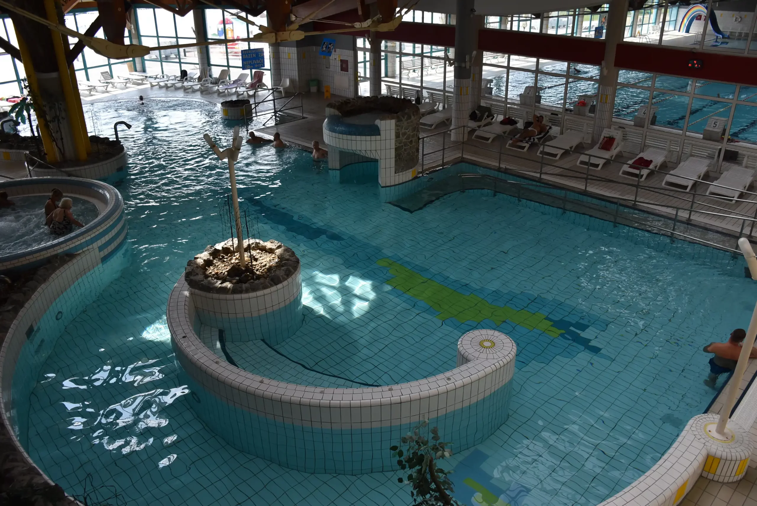 Unutarnji čakovečki bazeni (3) Unutarnji čakovečki bazeni (3)