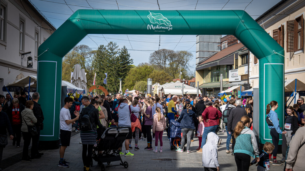 Utrka Šarenim čarapama do cilja-18