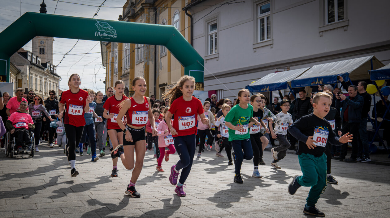Utrka Šarenim čarapama do cilja-25