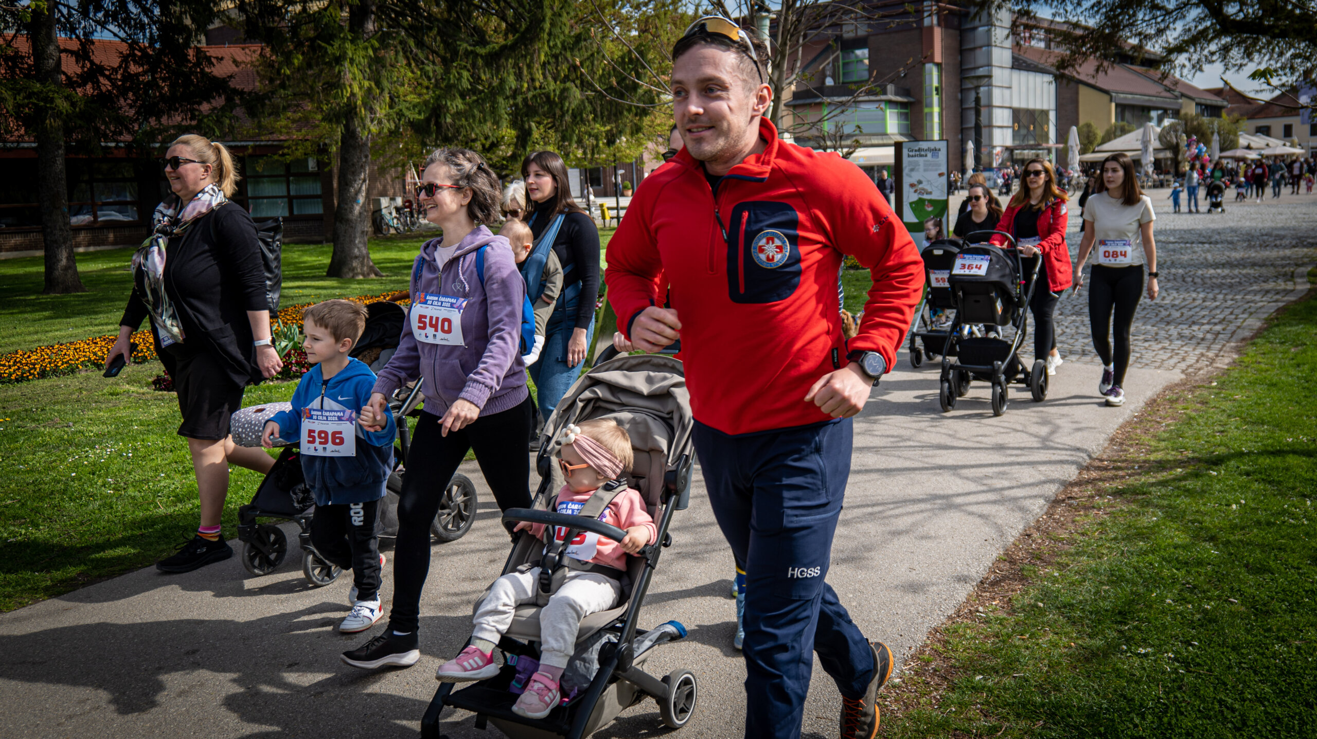 Utrka Šarenim čarapama do cilja-40