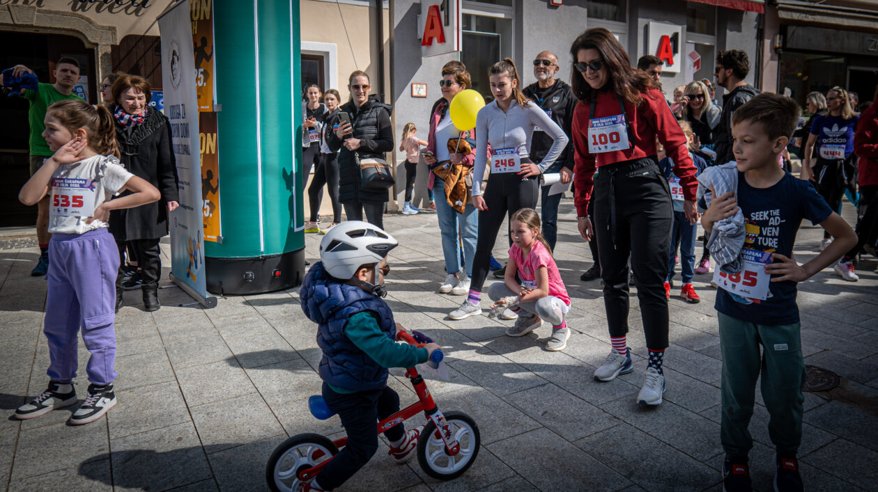 Utrka Šarenim čarapama do cilja-77