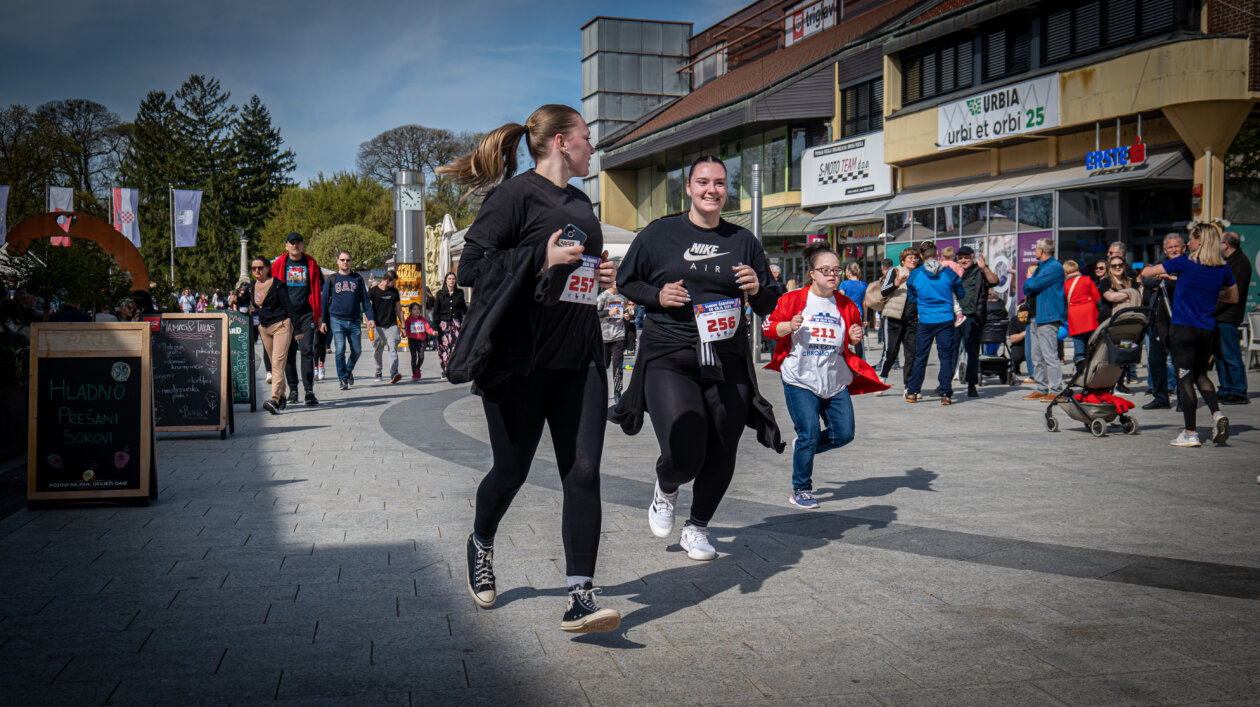 Utrka Šarenim čarapama do cilja-80