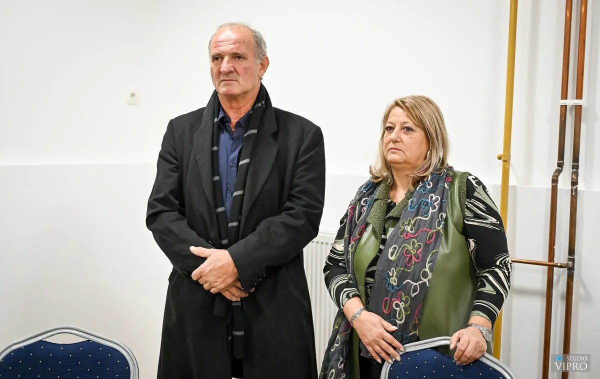 Uz nastup Vlatka Štampara otvoren obnovljeni Dom kulture u Cirkovljanu (21)