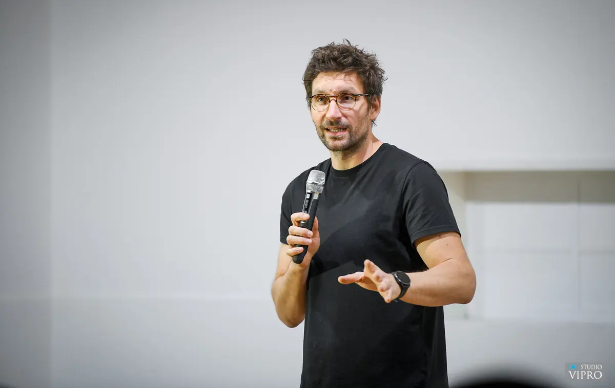 Uz nastup Vlatka Štampara otvoren obnovljeni Dom kulture u Cirkovljanu (26)