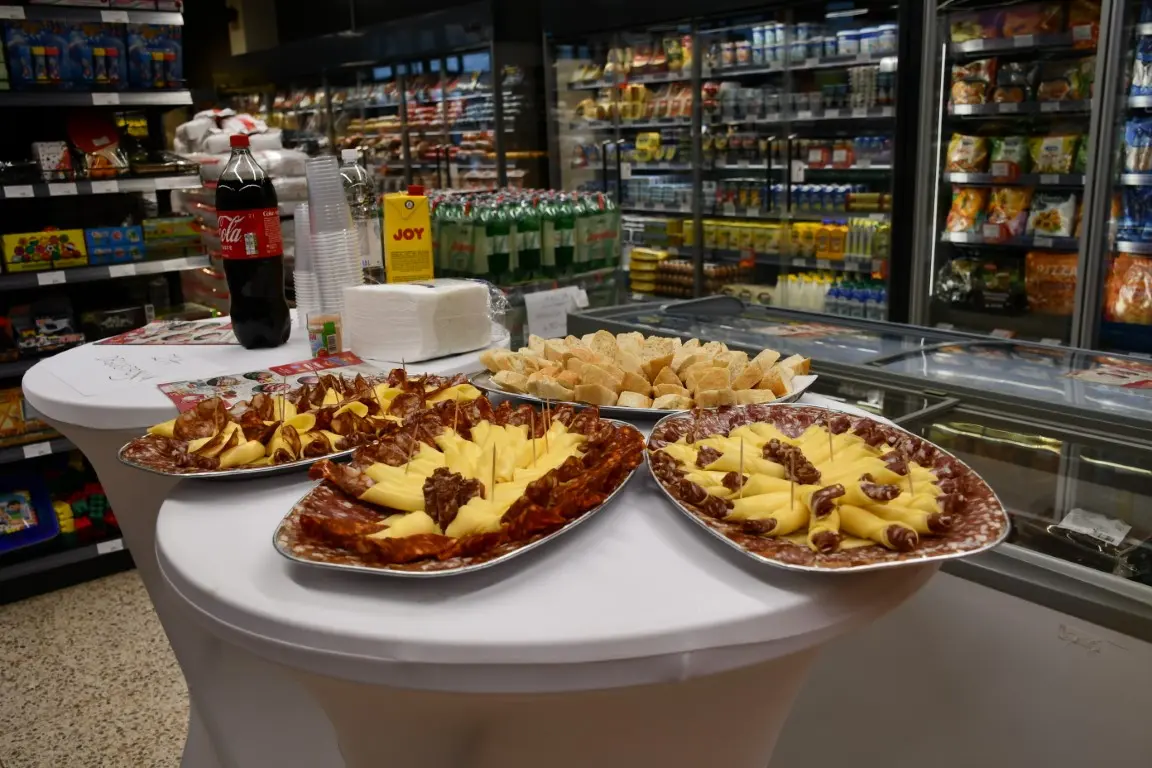 VAJDA NEDELISCE (23) (Medium) VAJDA NEDELISCE (23) (Medium)