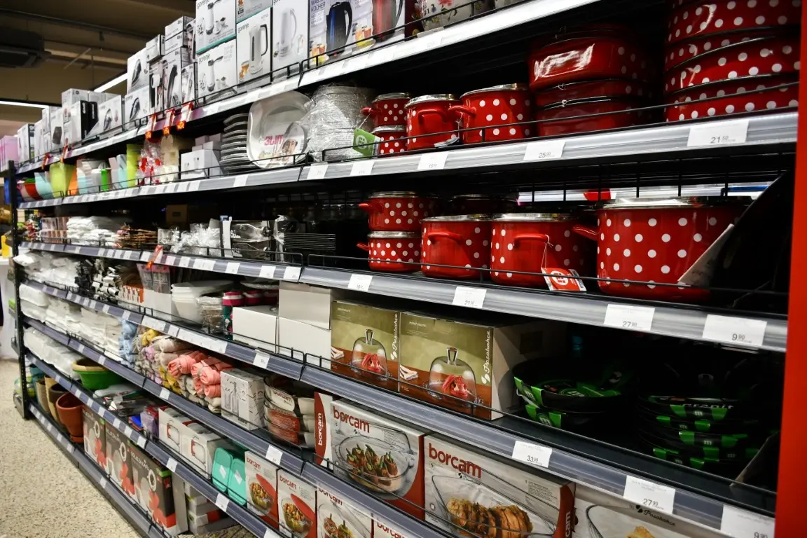 VAJDA NEDELISCE (36) (Medium) VAJDA NEDELISCE (36) (Medium)