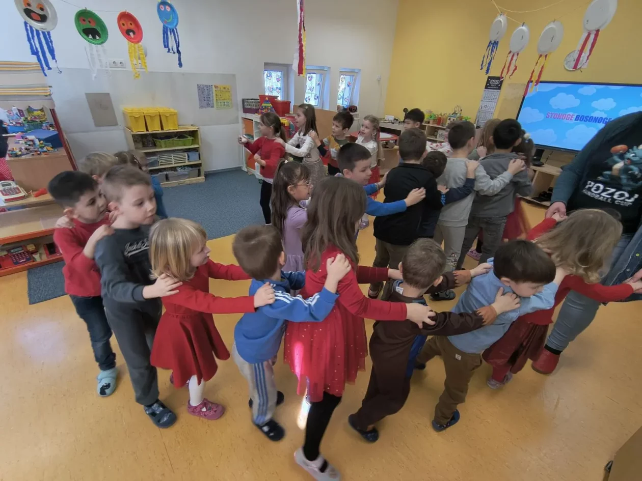 VALENTINOVO U VRTIĆU STONOGA (4)