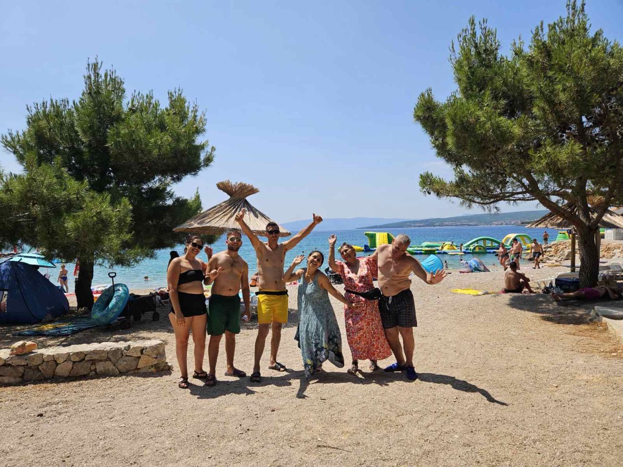 VALOVI RADOSTI Izlet na otok Krk oduševio udomljenu djecu (2)