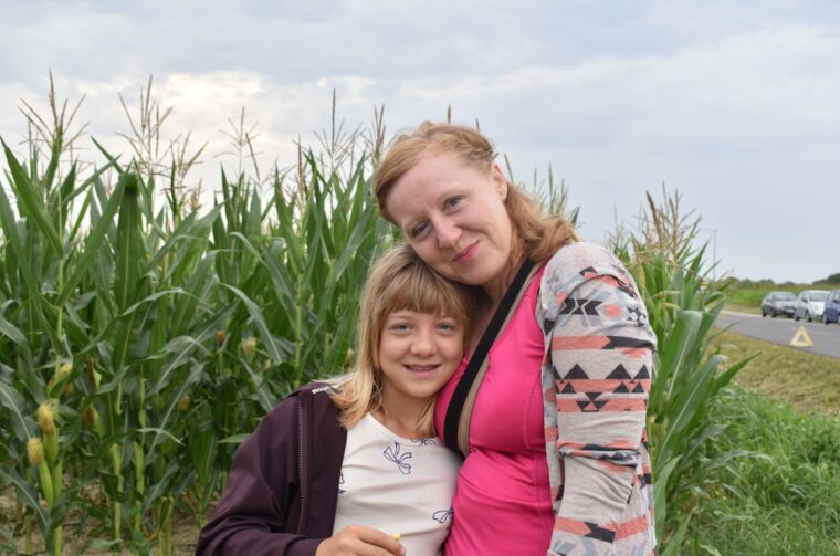 VANESA I KSENIJA SRNEC IZ VRATIŠINCA (1)