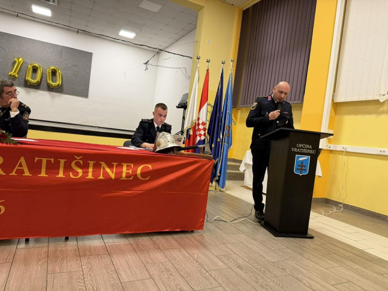 VATROGASCI NA OKUPU Održana 100. skupština DVD-a Vratišinec (13) VATROGASCI NA OKUPU Održana 100. skupština DVD-a Vratišinec (13)