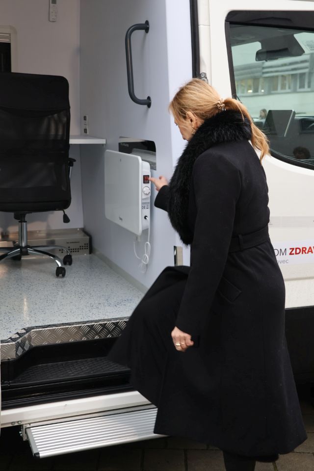 VAŽAN ISKORAK U ZDRAVSTVU Međimurje dobilo prvu mobilnu ambulantu (15) VAŽAN ISKORAK U ZDRAVSTVU Međimurje dobilo prvu mobilnu ambulantu (15)