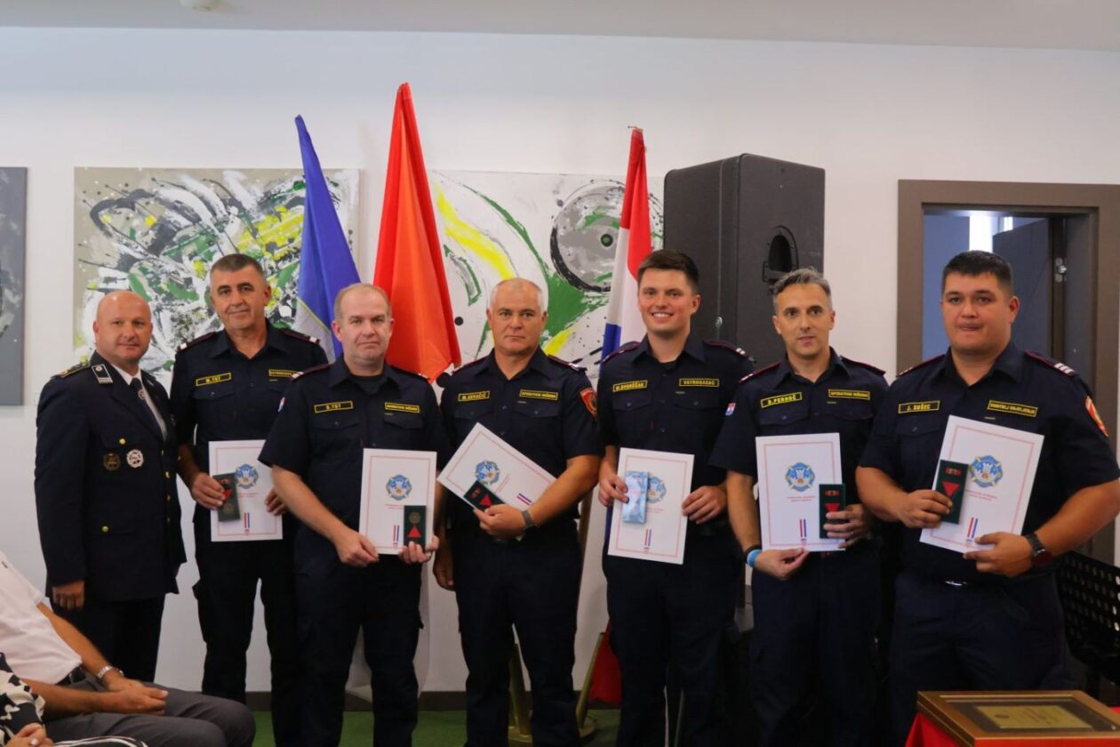 VELIKA OBLJETNICA Čakovec proslavio 50 godina profesionalnog vatrogastva (14)