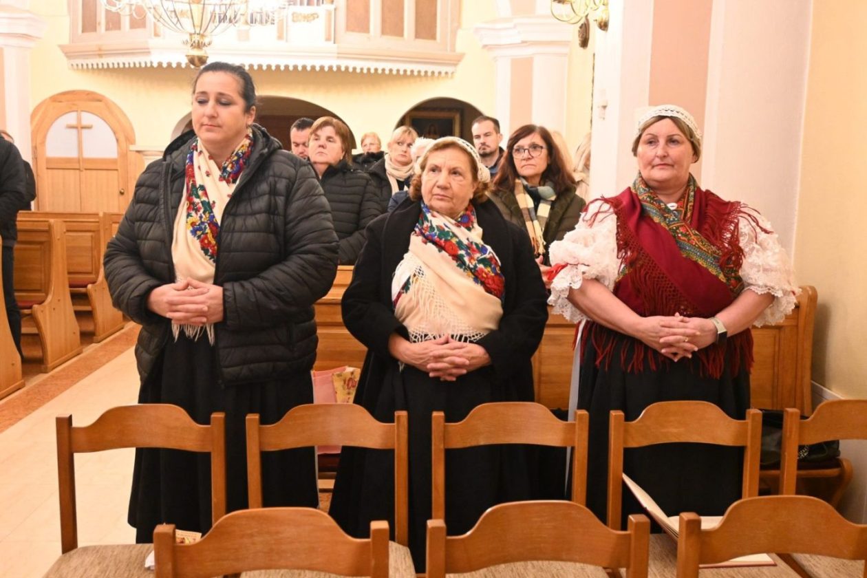 VELIKI JUBILEJ U IVANOVCU Katruže obilježile 40 godina čuvanja međimurske baštine (10)