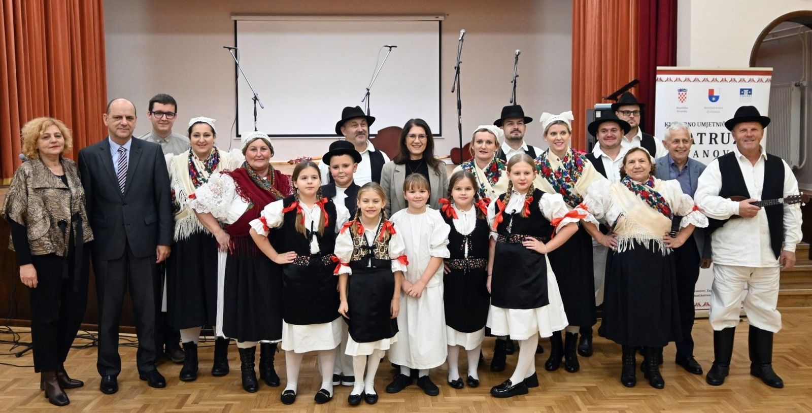 VELIKI JUBILEJ U IVANOVCU Katruže obilježile 40 godina čuvanja međimurske baštine (6)