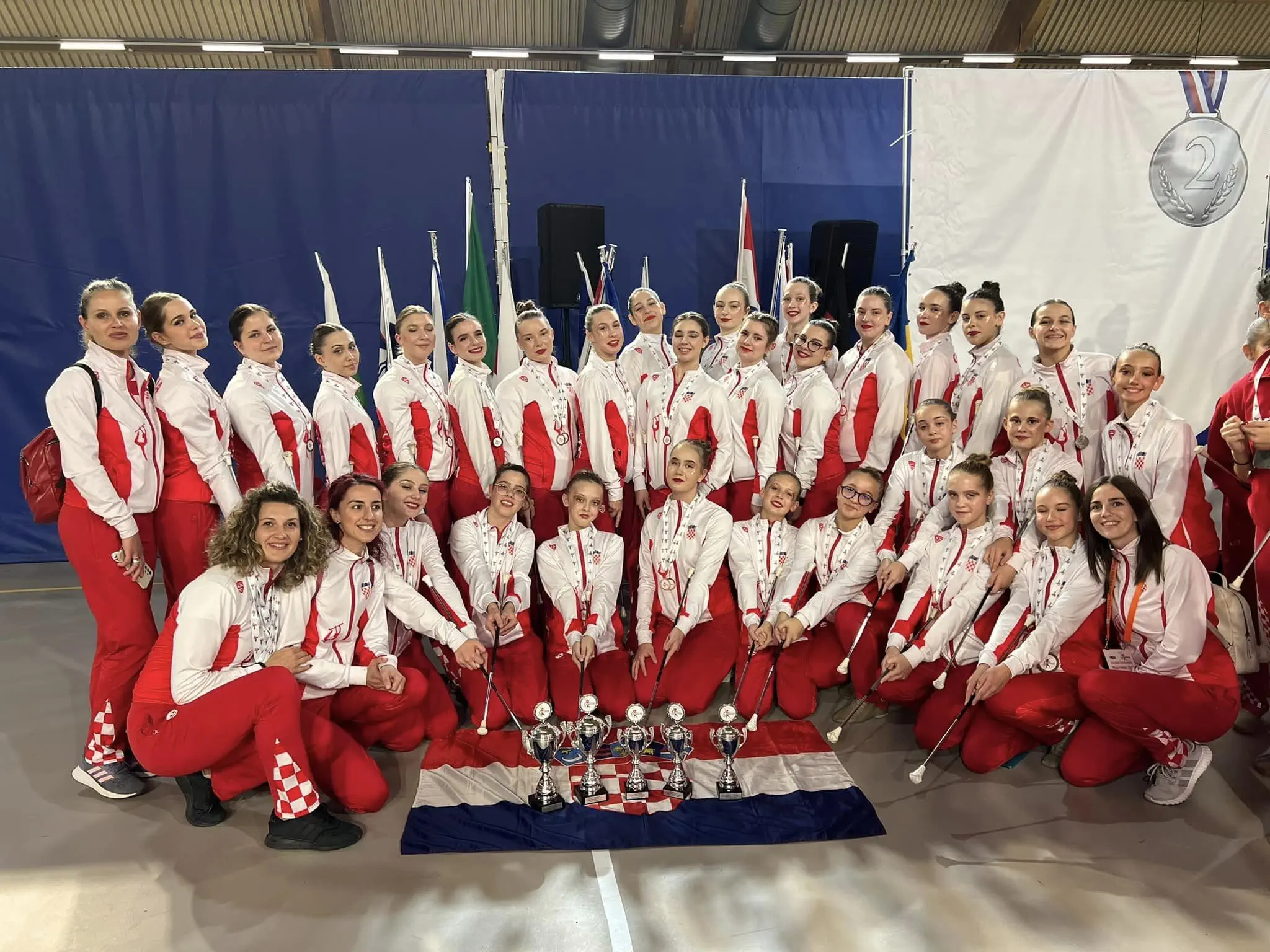 VELIKI PONOS Čakovečke Mažoretkinje Osvojile Europsko Srebro i Tri Bronce u Eindhovenu (1) VELIKI PONOS Čakovečke Mažoretkinje Osvojile Europsko Srebro i Tri Bronce u Eindhovenu (1)