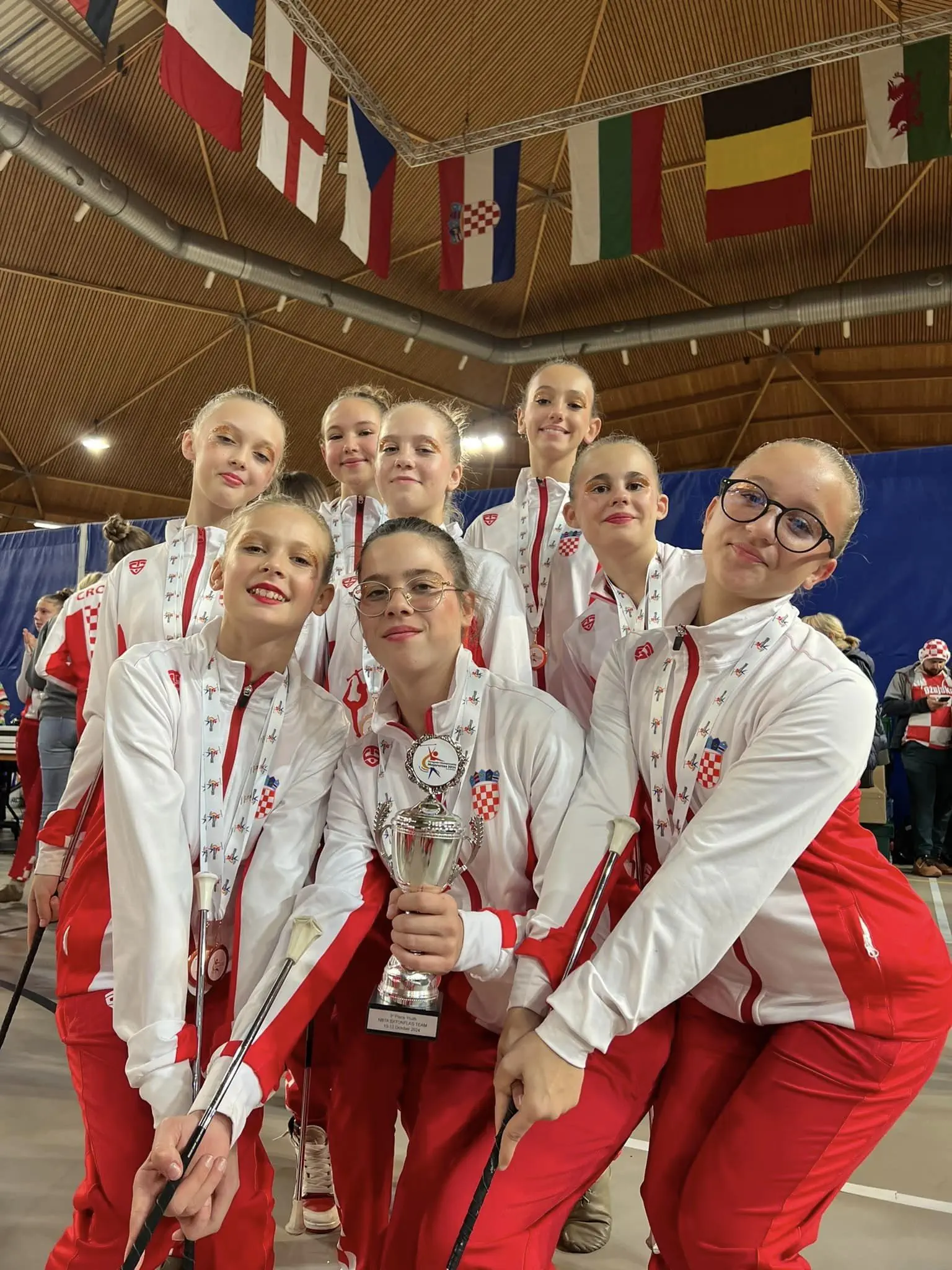 VELIKI PONOS Čakovečke Mažoretkinje Osvojile Europsko Srebro i Tri Bronce u Eindhovenu (11) VELIKI PONOS Čakovečke Mažoretkinje Osvojile Europsko Srebro i Tri Bronce u Eindhovenu (11)