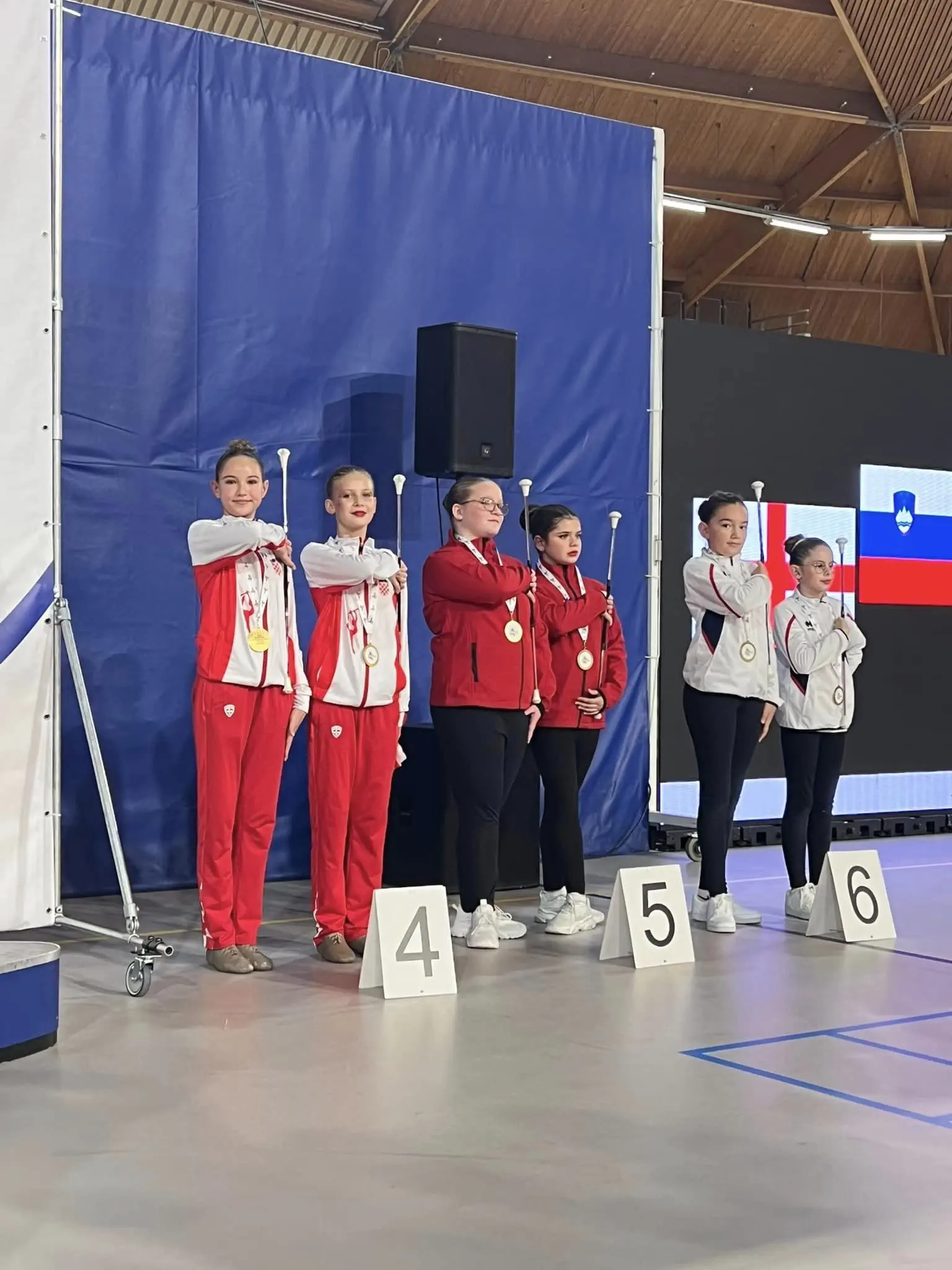 VELIKI PONOS Čakovečke Mažoretkinje Osvojile Europsko Srebro i Tri Bronce u Eindhovenu (6) VELIKI PONOS Čakovečke Mažoretkinje Osvojile Europsko Srebro i Tri Bronce u Eindhovenu (6)