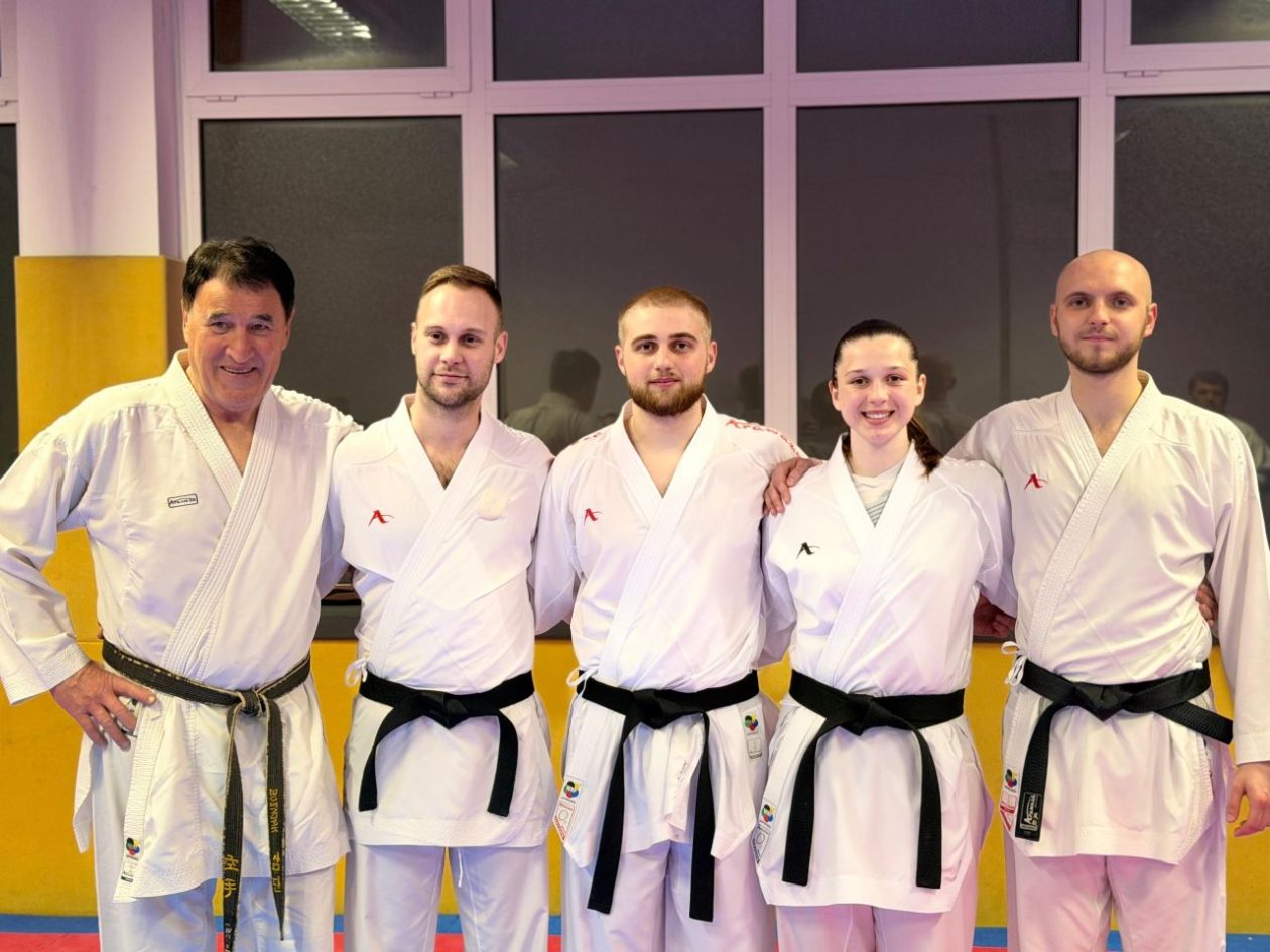 VELIKI USPJEH Čak 12 novih crnih pojaseva u KK Globus (2) VELIKI USPJEH Čak 12 novih crnih pojaseva u KK Globus (2)