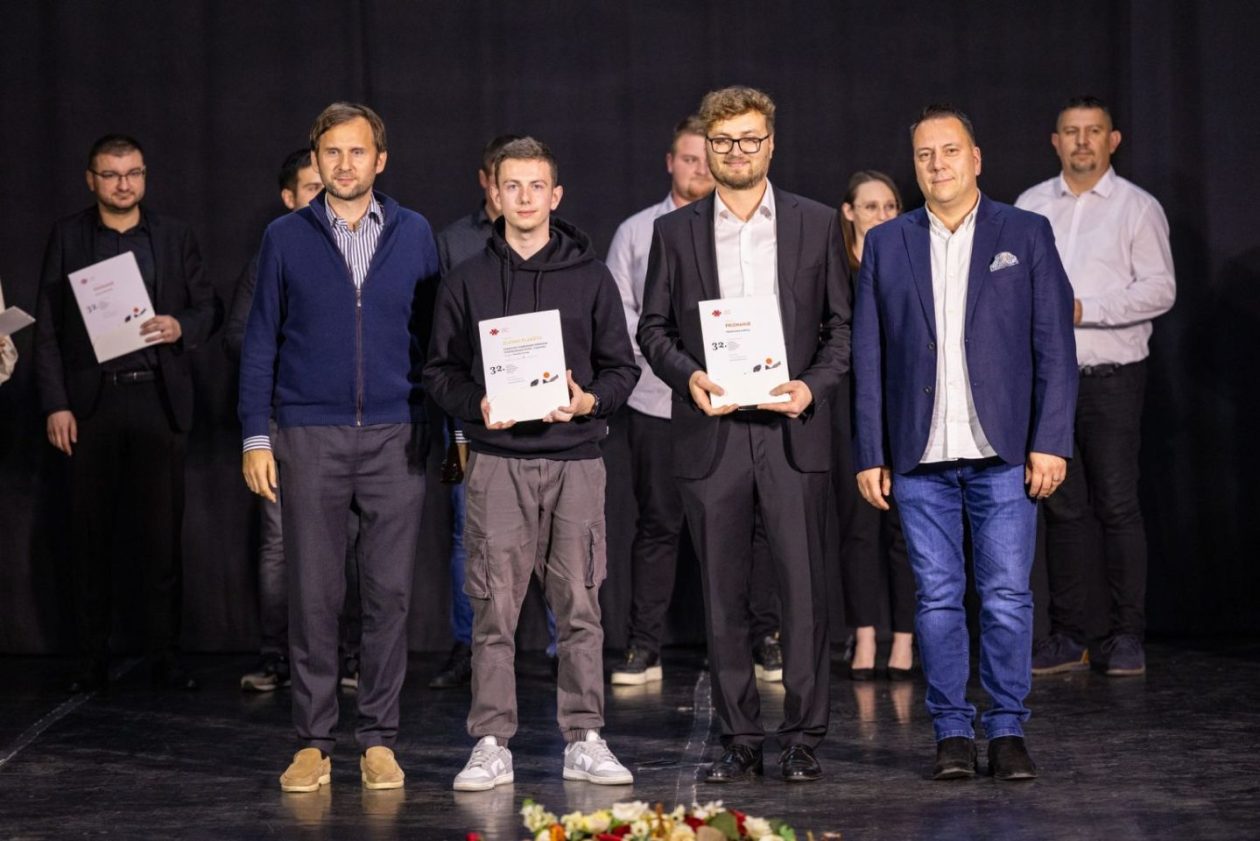 VELIKI USPJEH Čakovečki tamburaši osvojili zlato i Grand Prix u Dugom Selu (4) VELIKI USPJEH Čakovečki tamburaši osvojili zlato i Grand Prix u Dugom Selu (4)