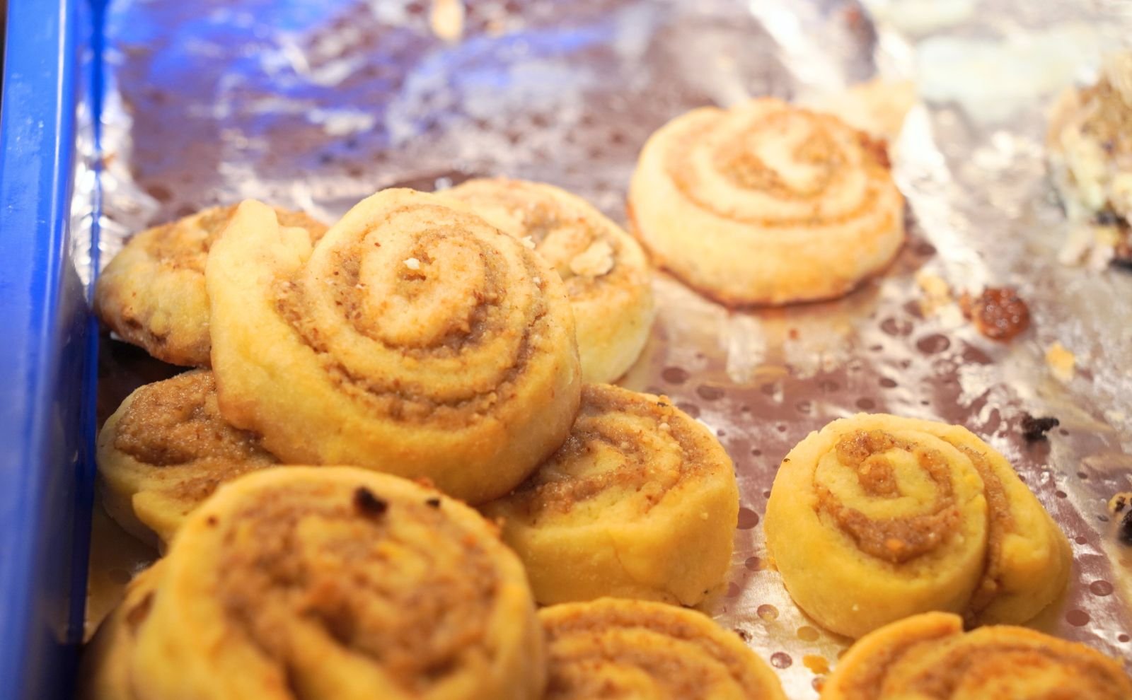 kolači Sočne ružice od oraha (3)