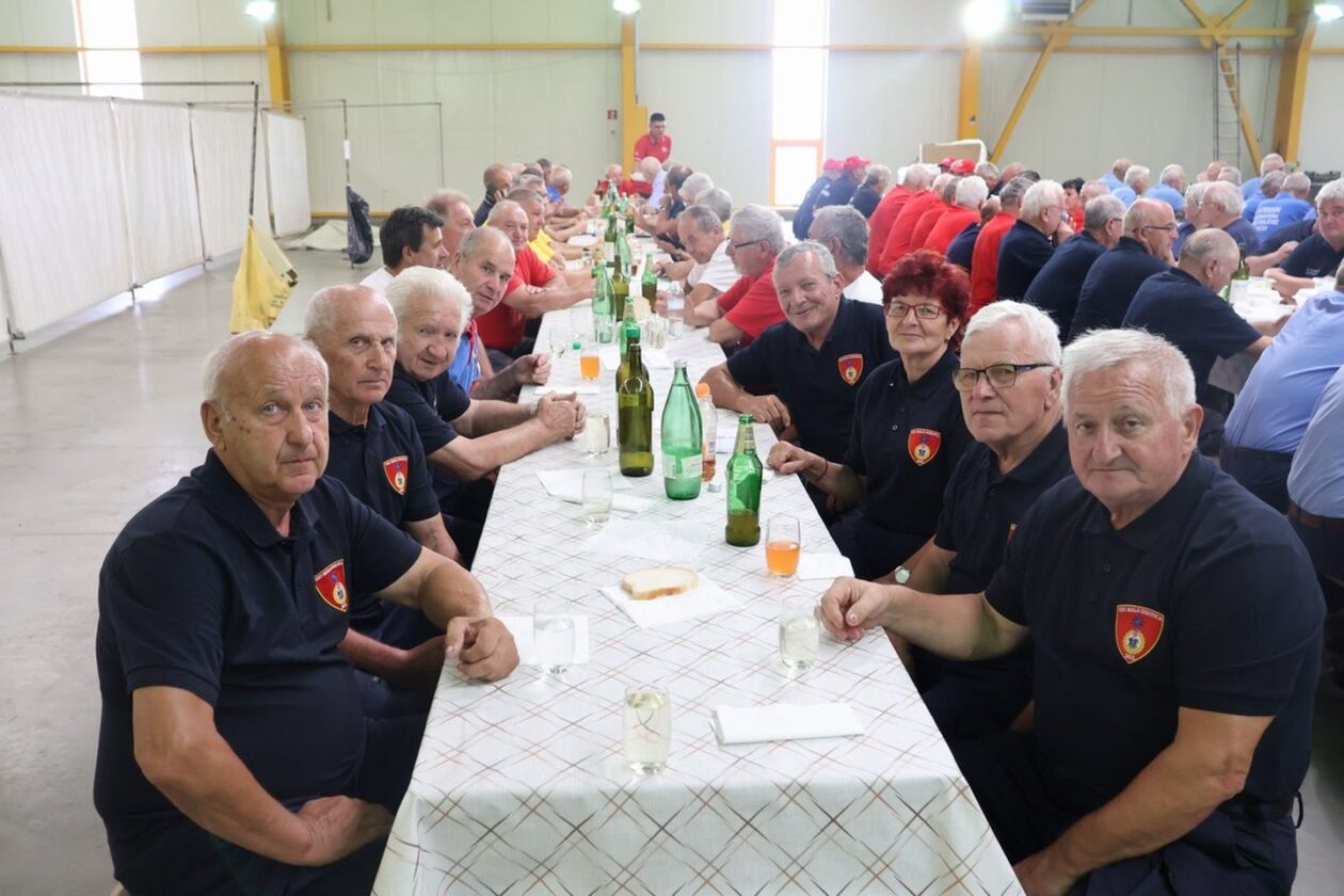 VETERANI VATROGASCI Čakovec najbolji na susretu u Nedelišću (10)