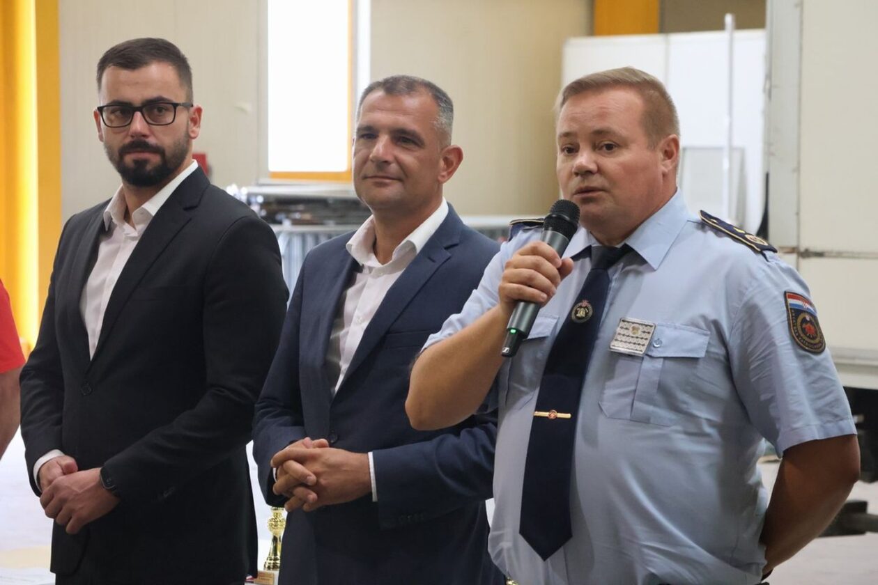 VETERANI VATROGASCI Čakovec najbolji na susretu u Nedelišću (22)