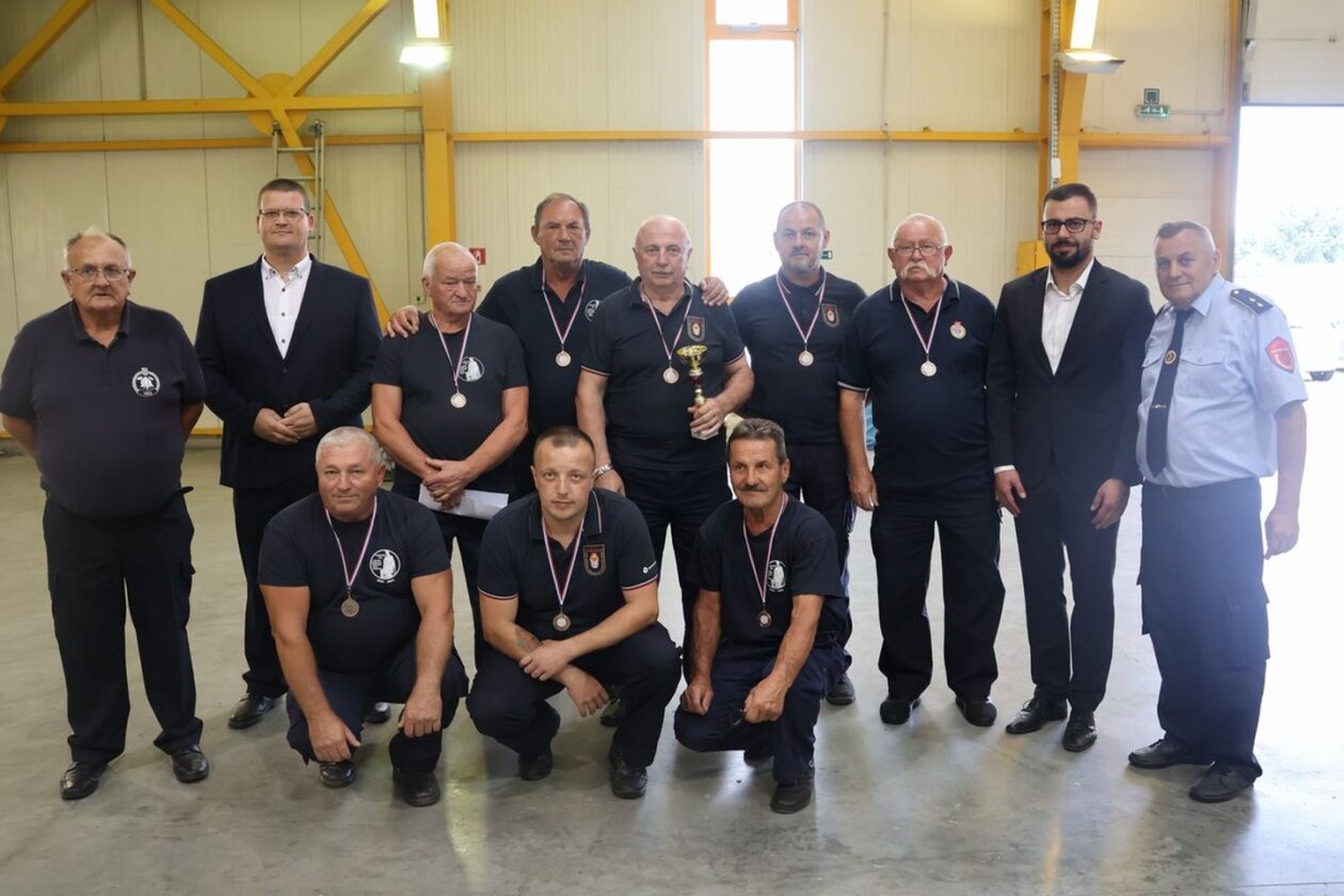 VETERANI VATROGASCI Čakovec najbolji na susretu u Nedelišću (24)
