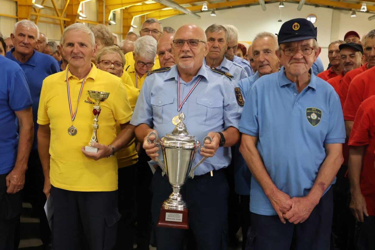 VETERANI VATROGASCI Čakovec najbolji na susretu u Nedelišću (30)