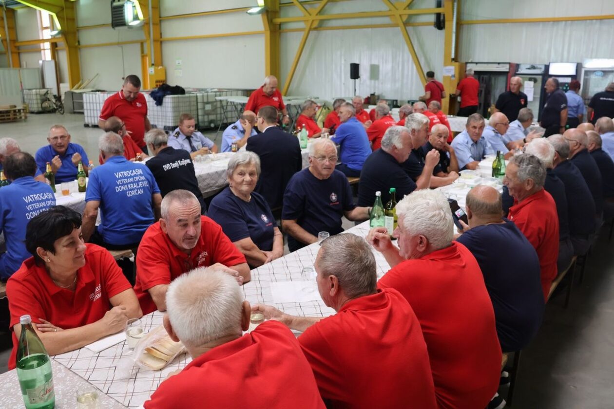 VETERANI VATROGASCI Čakovec najbolji na susretu u Nedelišću (9)