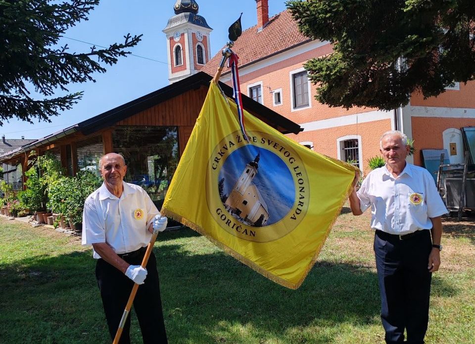 VJERA I TRADICIJA Župa Goričan izrađuje novu zastavu u čast sv. Leonarda – umjetnički rad potpisuje Franjo Mustač (2) VJERA I TRADICIJA Župa Goričan izrađuje novu zastavu u čast sv. Leonarda – umjetnički rad potpisuje Franjo Mustač (2)