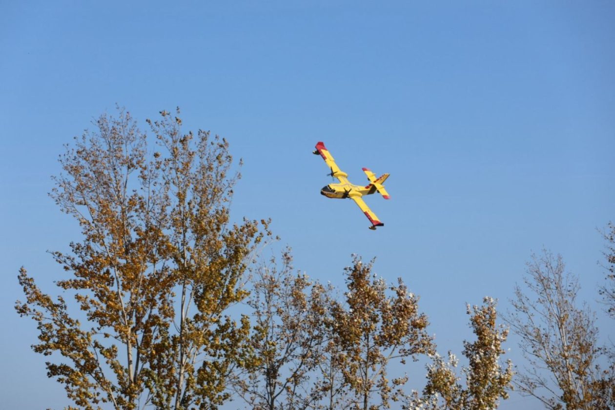 VJEŽBA SIGURNOSTI U OPOROVCU Kanader uvježbavao zahvat vode iz jezera za hitne situacije (24) VJEŽBA SIGURNOSTI U OPOROVCU Kanader uvježbavao zahvat vode iz jezera za hitne situacije (24)