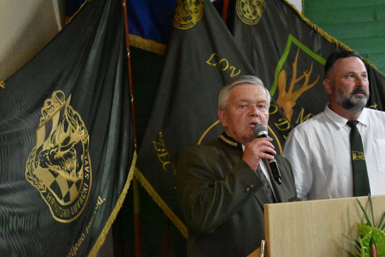 VRATIŠINEC Lovačko društvo Zec proslavilo 80 godina postojanja (1) VRATIŠINEC Lovačko društvo Zec proslavilo 80 godina postojanja (1)